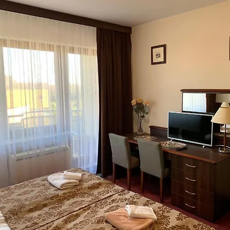 Apartment Arka Medical ****